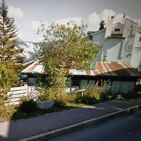شقة Chenus House
